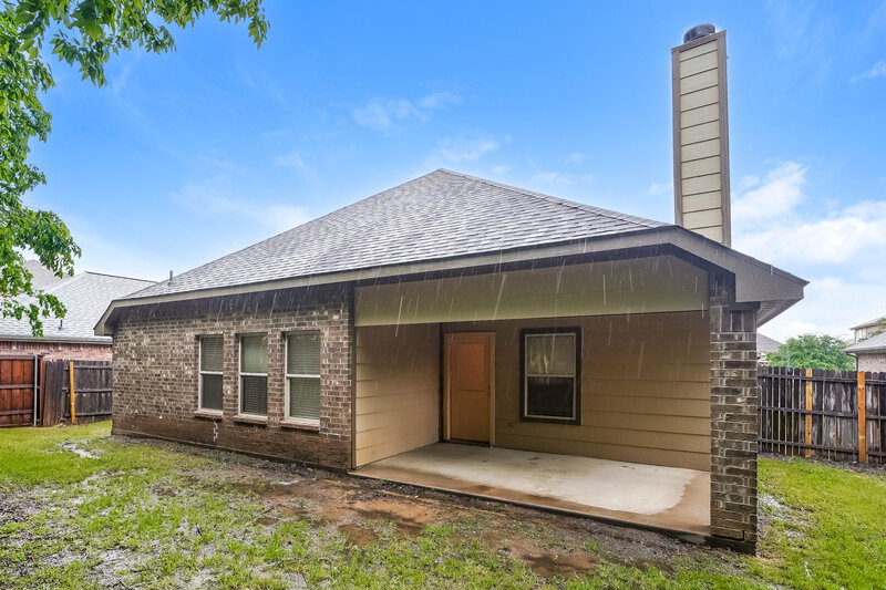 2,470/Mo, 7413 Errandale Dr Fort Worth, TX 76179 Rear View