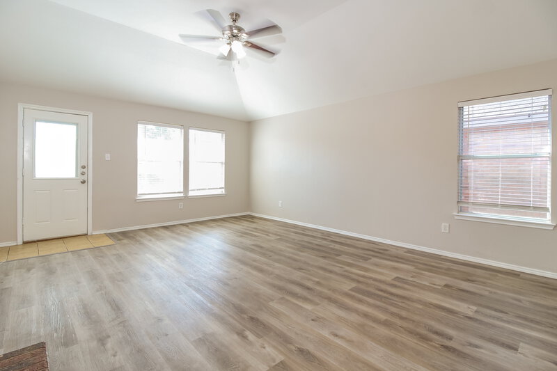 2,220/Mo, 9104 Chisholm Trl Cross Roads, TX 76227 Main Bedroom View