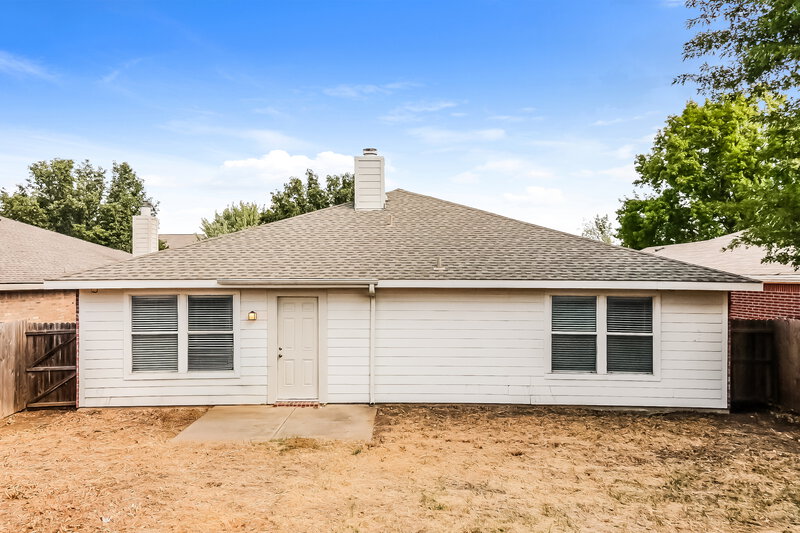 2,230/Mo, 9104 Chisholm Trl Cross Roads, TX 76227 Rear View