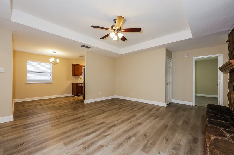 1,805/Mo, 901 Springhill Dr Burleson, TX 76028 Living Room View 2