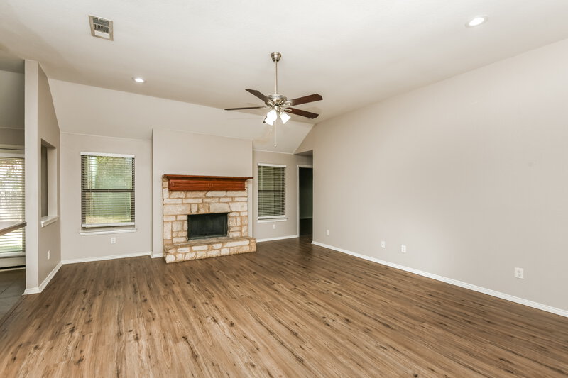 2,440/Mo, 1005 Red Cedar Way Burleson, TX 76028 Living Room View