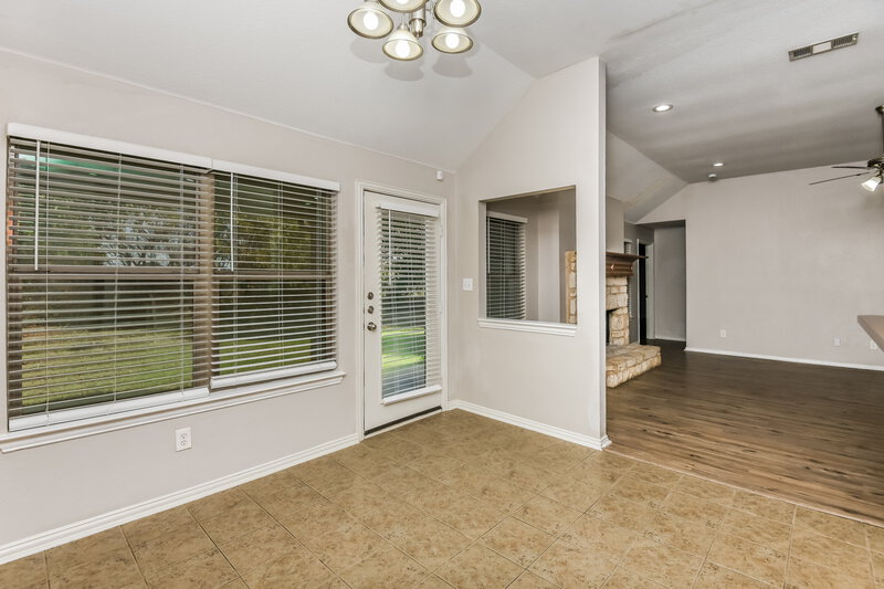2,440/Mo, 1005 Red Cedar Way Burleson, TX 76028 Breakfast Nook View