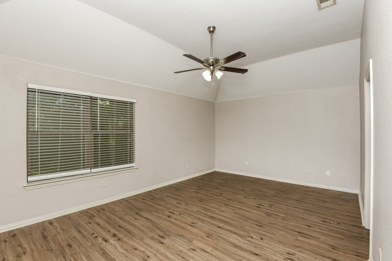 2,440/Mo, 1005 Red Cedar Way Burleson, TX 76028 Main Bedroom View