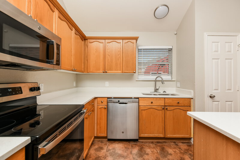 2,320/Mo, 6608 Maryannes Ct Fort Worth, TX 76135 Kitchen View