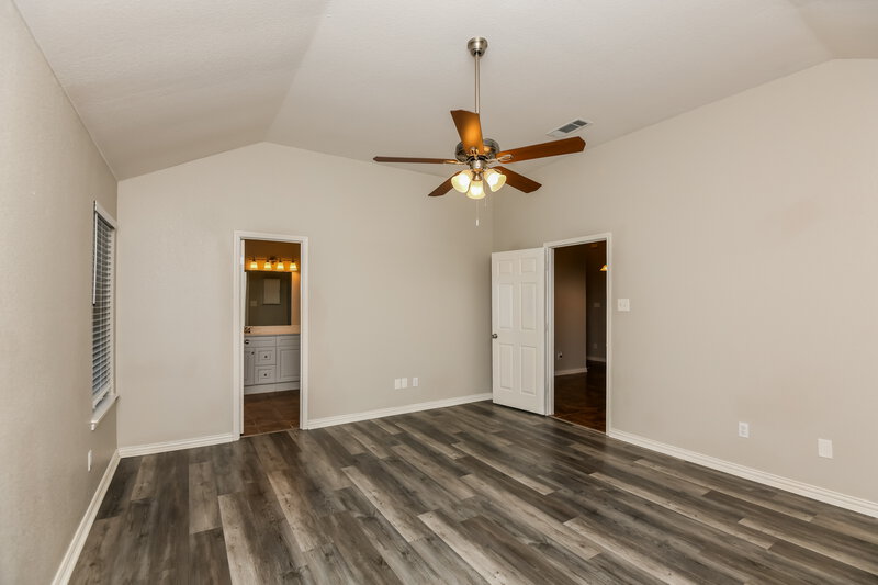 2,320/Mo, 6608 Maryannes Ct Fort Worth, TX 76135 Main Bedroom View