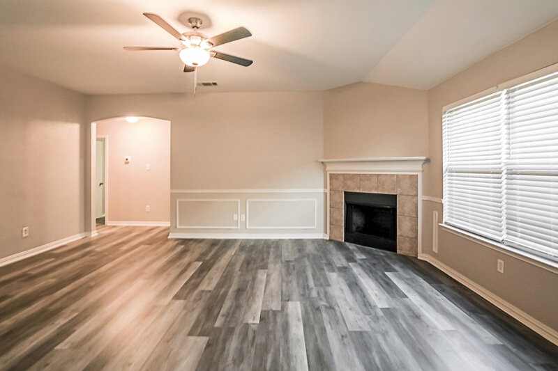 2,085/Mo, 12420 Silver Mist Trl Burleson, TX 76028 Living Room View 2