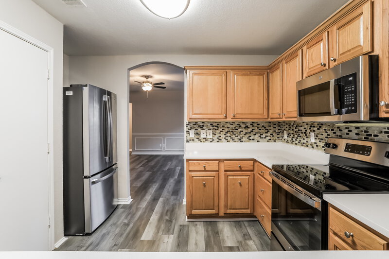 2,085/Mo, 12420 Silver Mist Trl Burleson, TX 76028 Kitchen View 2