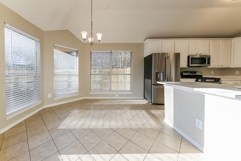 2,905/Mo, 6336 Canyon Lake Dr Dallas, TX 75249 Dining Room View