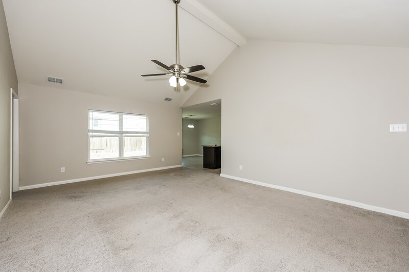 1,780/Mo, 157 Aaron St Anna, TX 75409 Living Room View