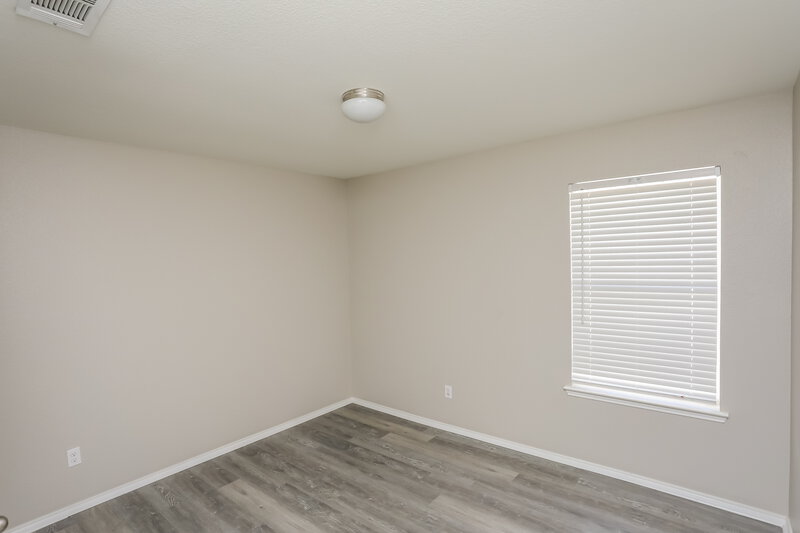 2,300/Mo, 824 Newberry Trl Fort Worth, TX 76120 Bedroom View 5