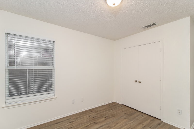 2,265/Mo, 4629 Quarry Cir Fort Worth, TX 76244 Bedroom View 3
