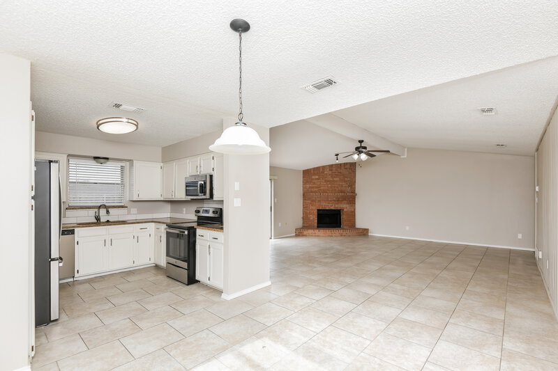 1,795/Mo, 6208 Cool Springs Dr Arlington, TX 76001 Dining Room View 2