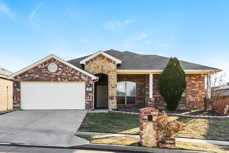 2,635/Mo, 9221 Barbara Dr Fort Worth, TX 76108 External View