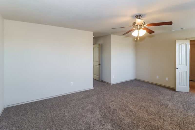 2,840/Mo, 1016 Sunderland Ln Fort Worth, TX 76134 Main Bedroom View 2