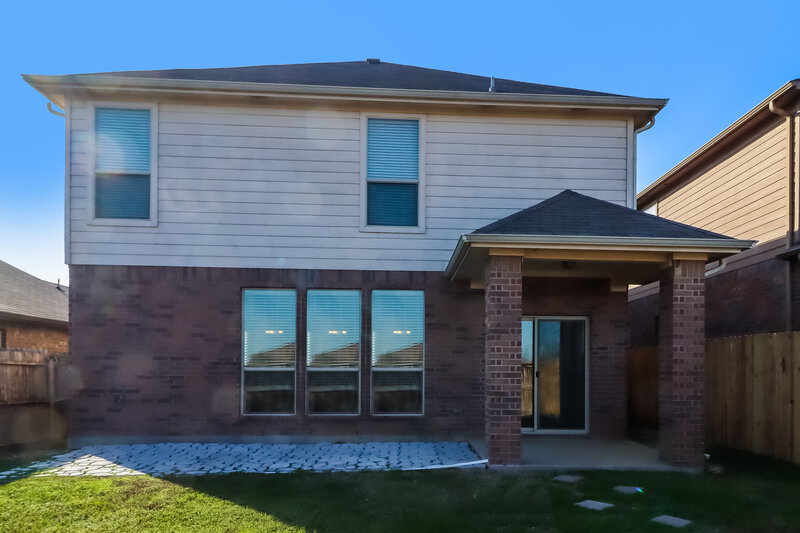 2,840/Mo, 1016 Sunderland Ln Fort Worth, TX 76134 Rear View