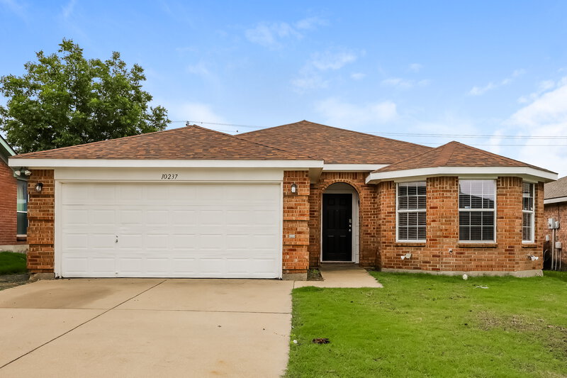 2,340/Mo, 10237 Dallam Ln Fort Worth, TX 76108 External View