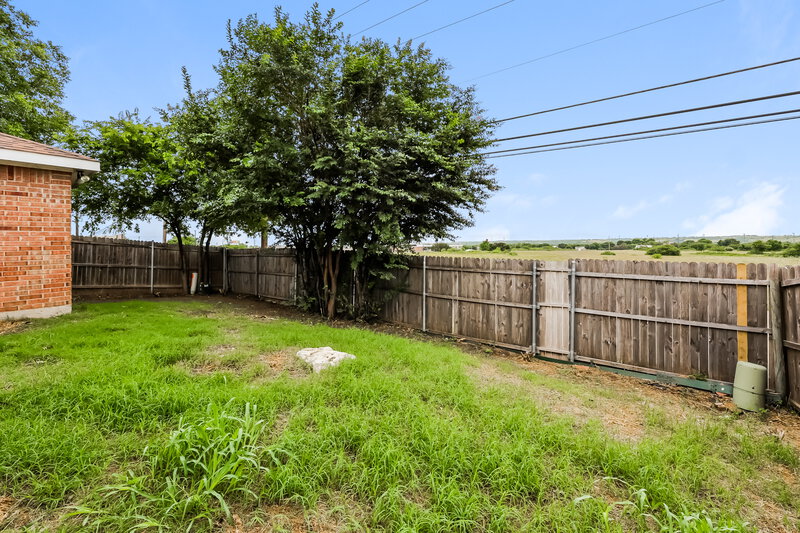 2,340/Mo, 10237 Dallam Ln Fort Worth, TX 76108 Exterior View