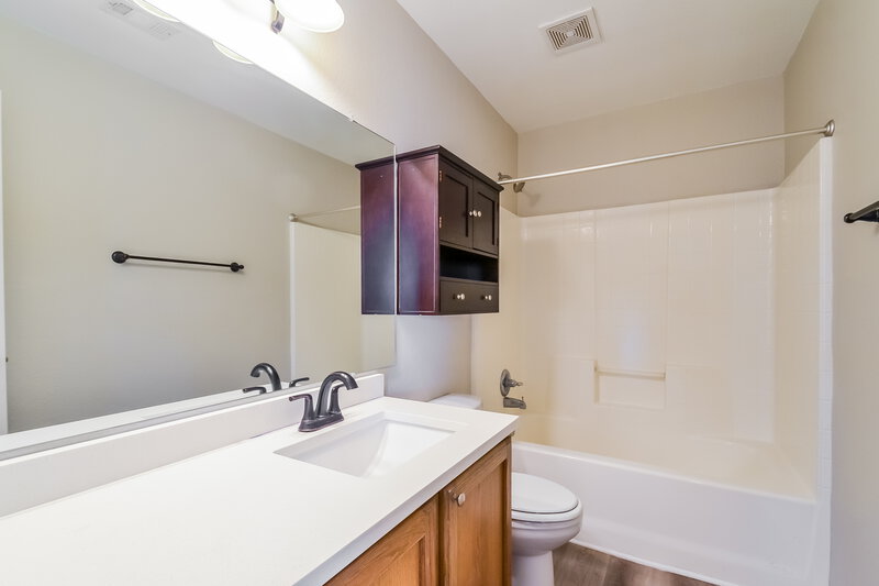 3,270/Mo, 8817 Wayne St Cross Roads, TX 76227 Bathroom View
