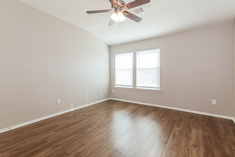 1,795/Mo, 131 Freedom Trl Forney, TX 75126 Main Bedroom View