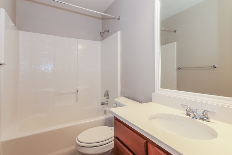 1,795/Mo, 131 Freedom Trl Forney, TX 75126 Bathroom View