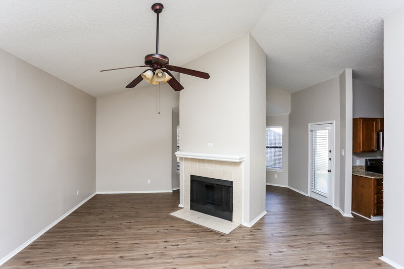 2,055/Mo, 1040 West Hills Ter Saginaw, TX 76179 Living Room View