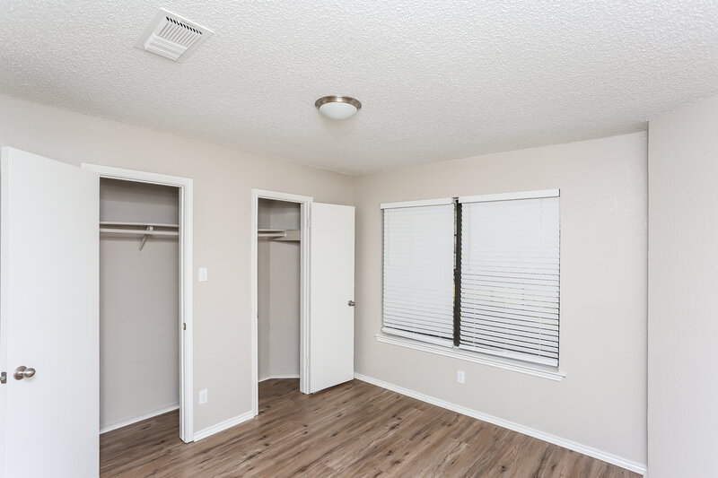 2,055/Mo, 1040 West Hills Ter Saginaw, TX 76179 Bedroom View 2