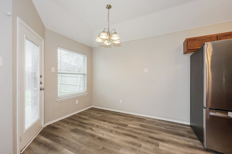 2,250/Mo, 1326 Misty Dr Midlothian, TX 76065 Dining Room View