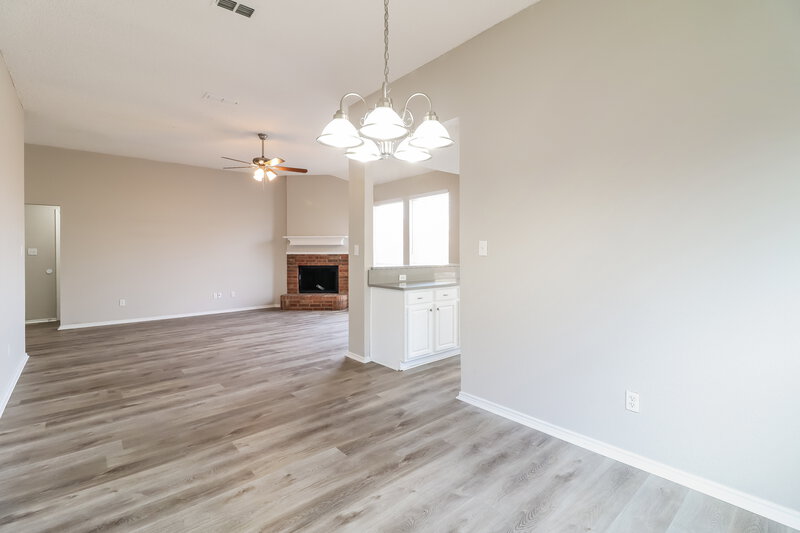 2,310/Mo, 3962 Colorado Springs Dr Fort Worth, TX 76123 Dining Room View