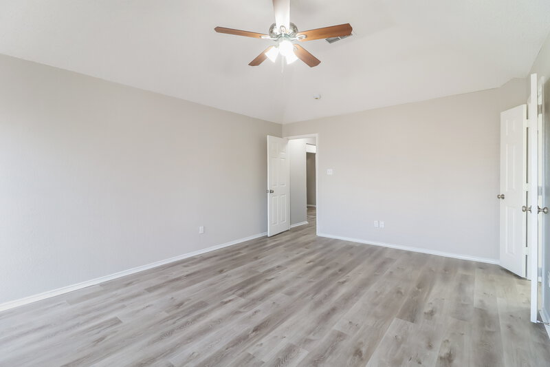 2,310/Mo, 3962 Colorado Springs Dr Fort Worth, TX 76123 Main Bedroom View 2