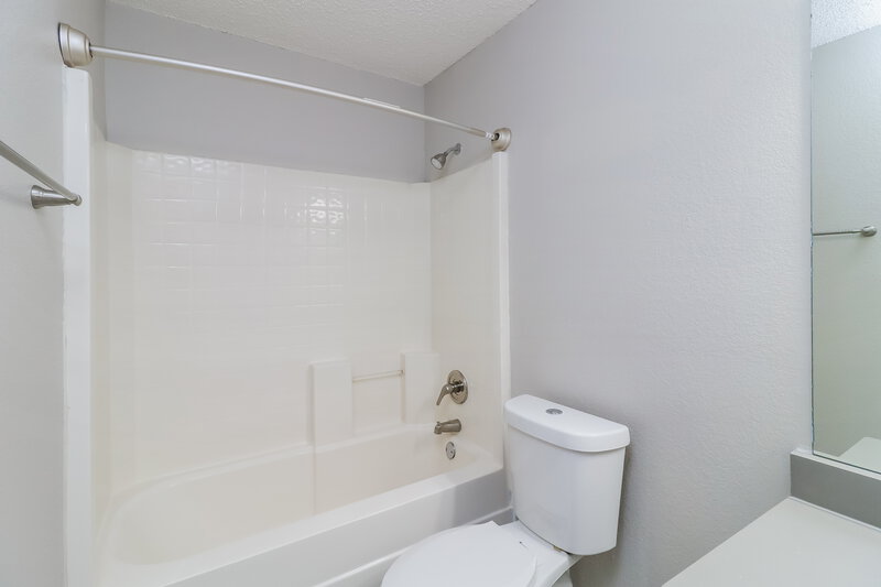 2,310/Mo, 3962 Colorado Springs Dr Fort Worth, TX 76123 Bathroom View
