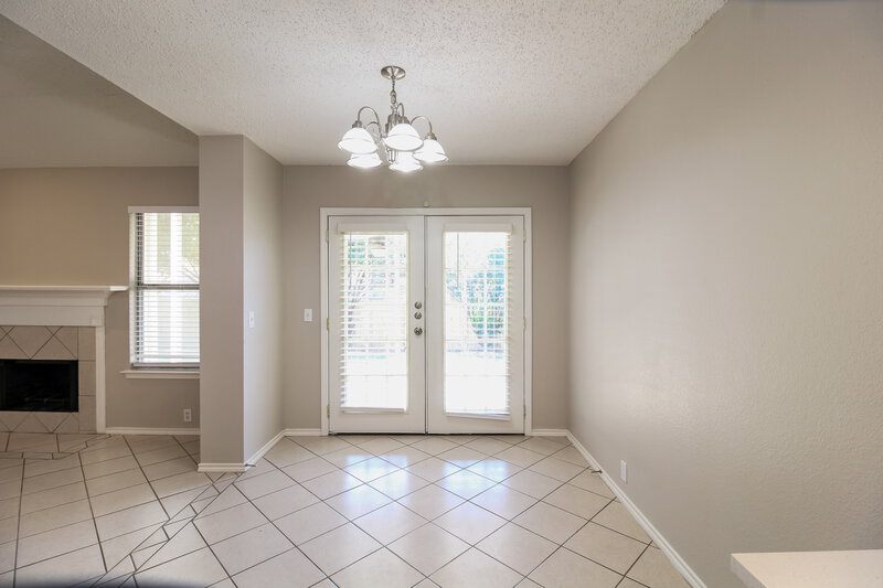 2,275/Mo, 3209 Bent Creek Dr Denton, TX 76210 Dining Room View