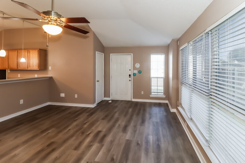 1,965/Mo, 1032 Sandalwood Dr Fort Worth, TX 76140 Living Room View 2