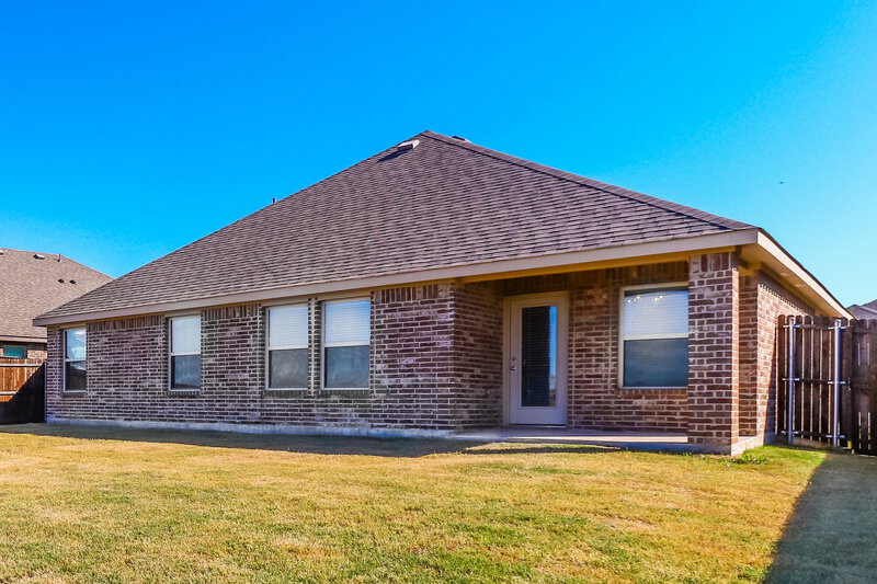 2,495/Mo, 3245 Emerson Rd Forney, TX 75126 Rear View