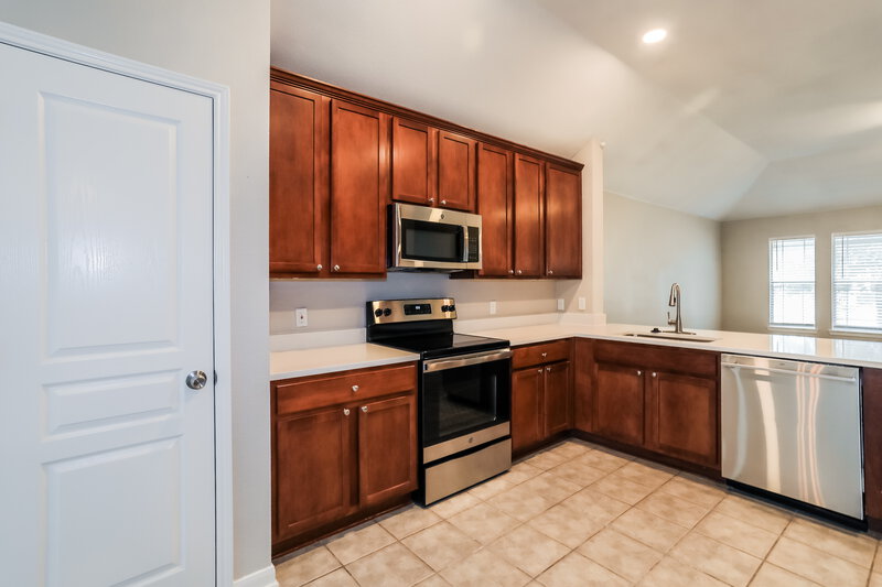 2,270/Mo, 1240 Round Pen Run Haslet, TX 76052 Kitchen View