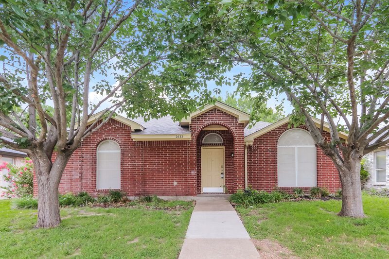 2,015/Mo, 2632 Bent Brook Dr Mesquite, TX 75181 External View