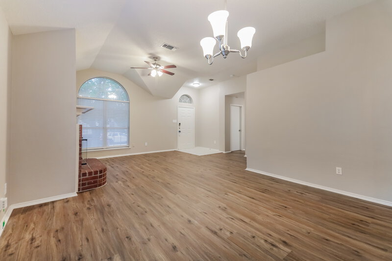 2,015/Mo, 2632 Bent Brook Dr Mesquite, TX 75181 Dining Room View