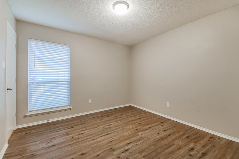 2,015/Mo, 2632 Bent Brook Dr Mesquite, TX 75181 Bedroom View 2