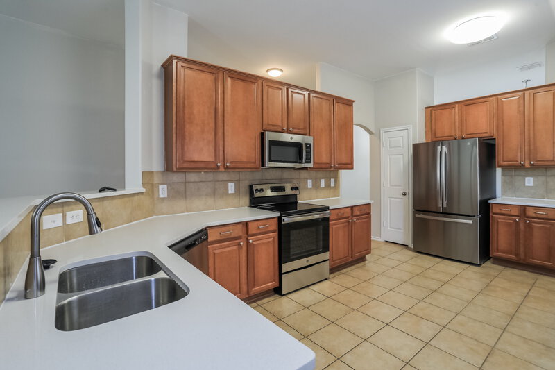 2,295/Mo, 4720 Fox Sedge Ln Denton, TX 76208 Kitchen View