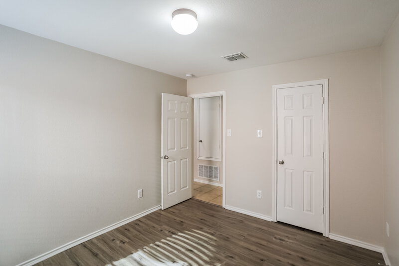 2,295/Mo, 4720 Fox Sedge Ln Denton, TX 76208 Bedroom View 2