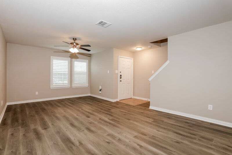 2,235/Mo, 2607 Cypress Point Dr Dallas, TX 75253 Living Room View 2