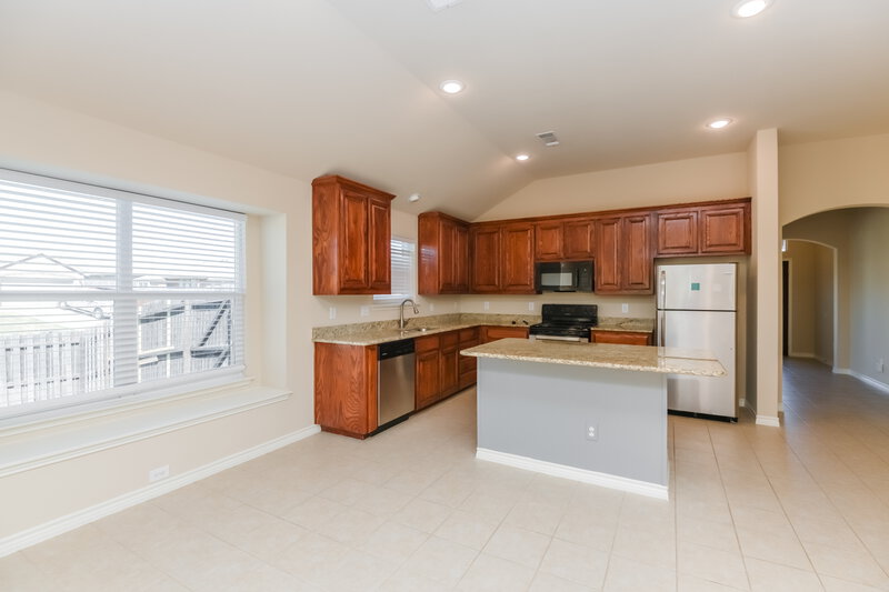 2,415/Mo, 9241 Barbara Dr Fort Worth, TX 76108 Kitchen View 2