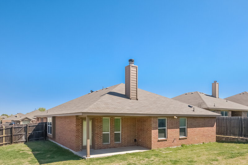 2,415/Mo, 9241 Barbara Dr Fort Worth, TX 76108 Rear View