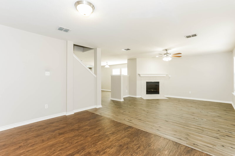 2,650/Mo, 7953 Meadow Spring Ln Fort Worth, TX 76120 Dining Room View