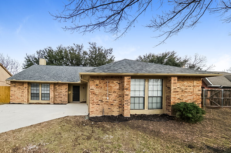 2,245/Mo, 6808 Sunnybank Dr Fort Worth, TX 76137 External View