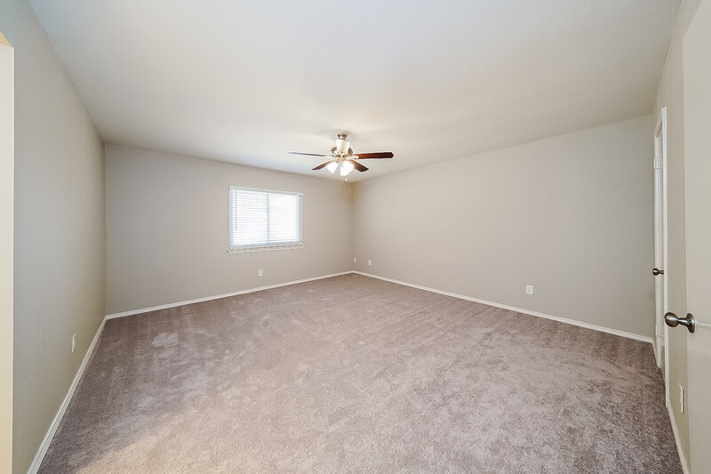 2,245/Mo, 6808 Sunnybank Dr Fort Worth, TX 76137 Main Bedroom View