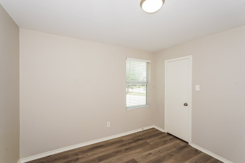 2,285/Mo, 1113 Glencoe Dr Glenn Heights, TX 75154 Bedroom View