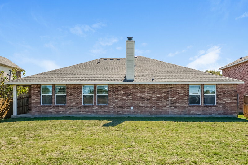 2,285/Mo, 1113 Glencoe Dr Glenn Heights, TX 75154 Rear View