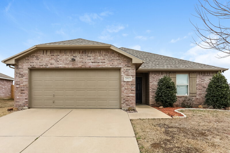 2,040/Mo, 2513 Buffalo Run Burleson, TX 76028 External View