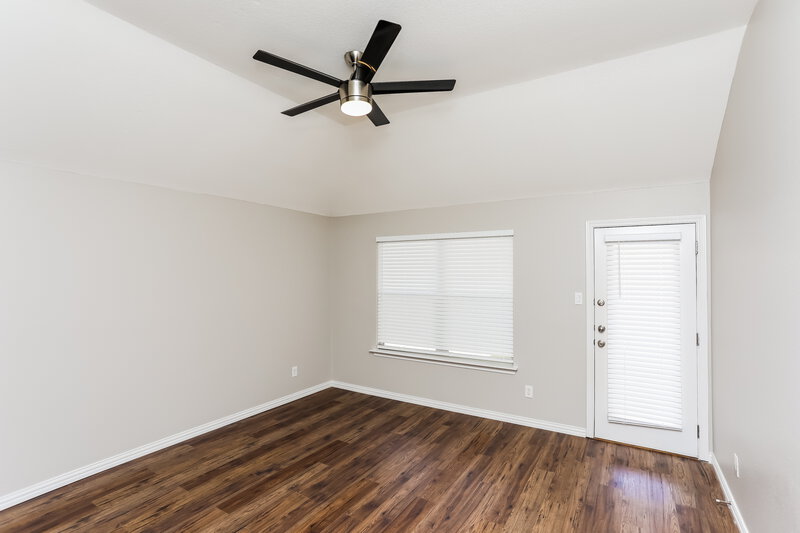 1,965/Mo, 6616 Sierra Madre Dr Fort Worth, TX 76179 Living Room View