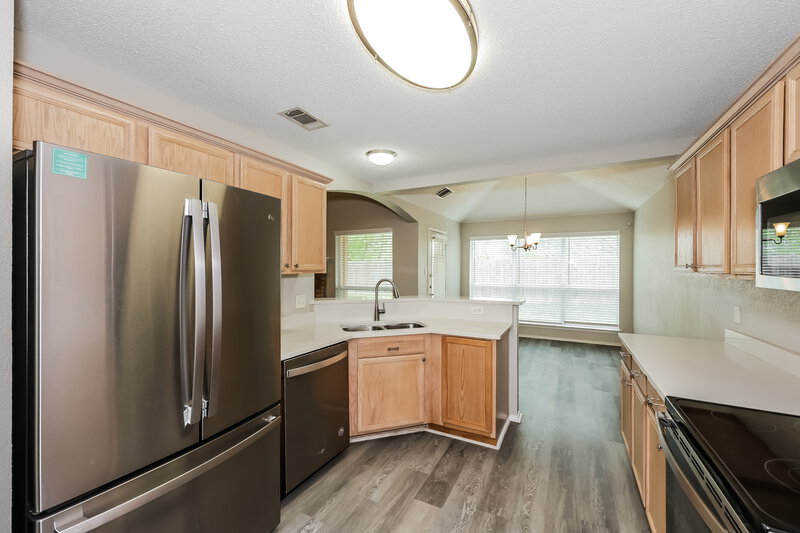 1,960/Mo, 721 Mesa Vista Dr Crowley, TX 76036 Kitchen View